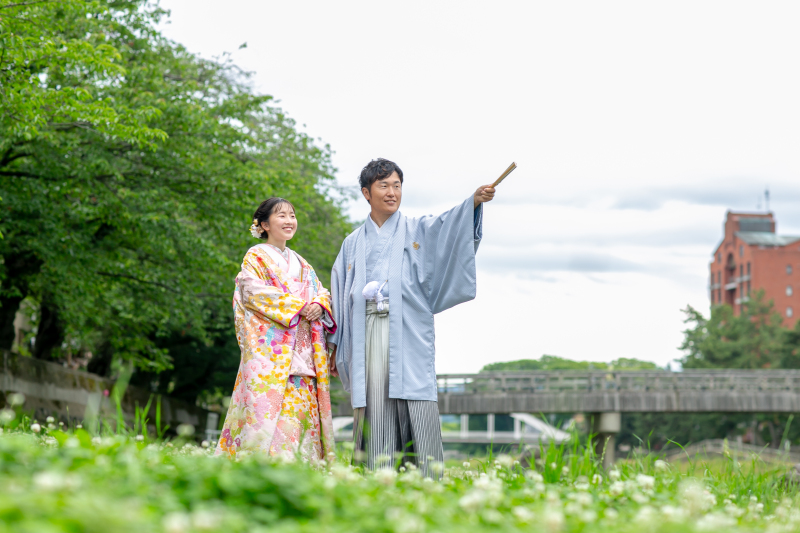ひがし茶屋街の河川敷にて
