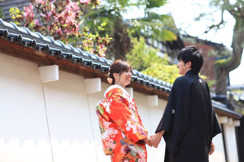 見つめ合ったり