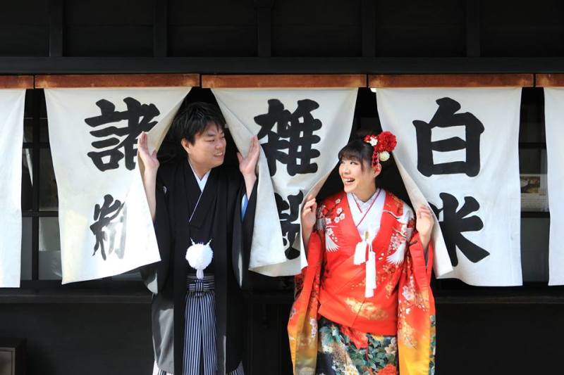 のれんからこんにちは♪