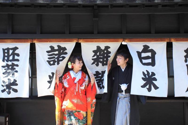 のれんからこんにちは