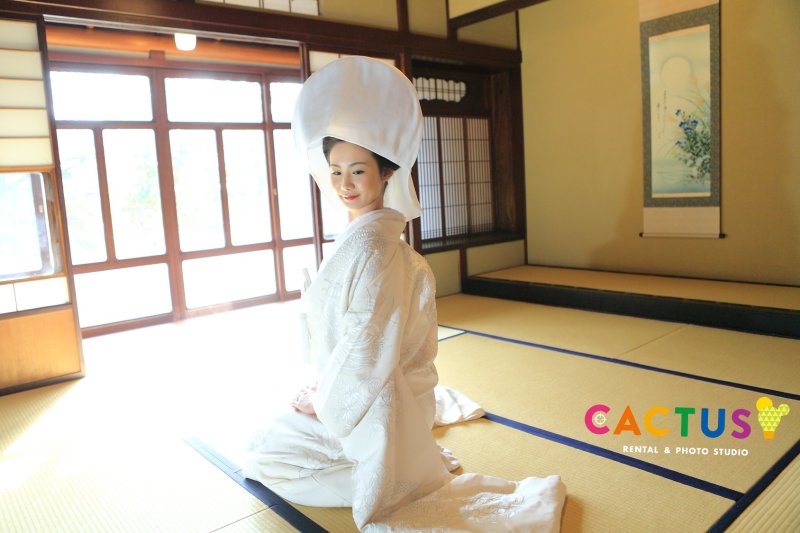 荘厳な雰囲気での白無垢撮影