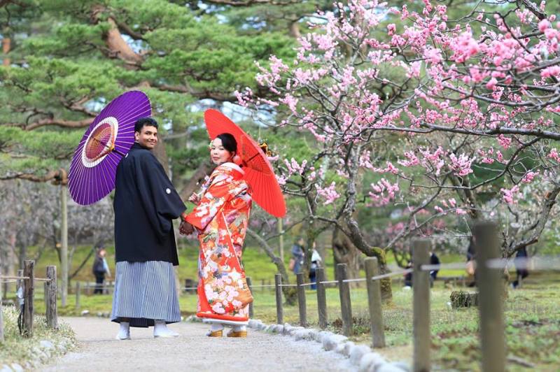 チラっと振り向きながら^^