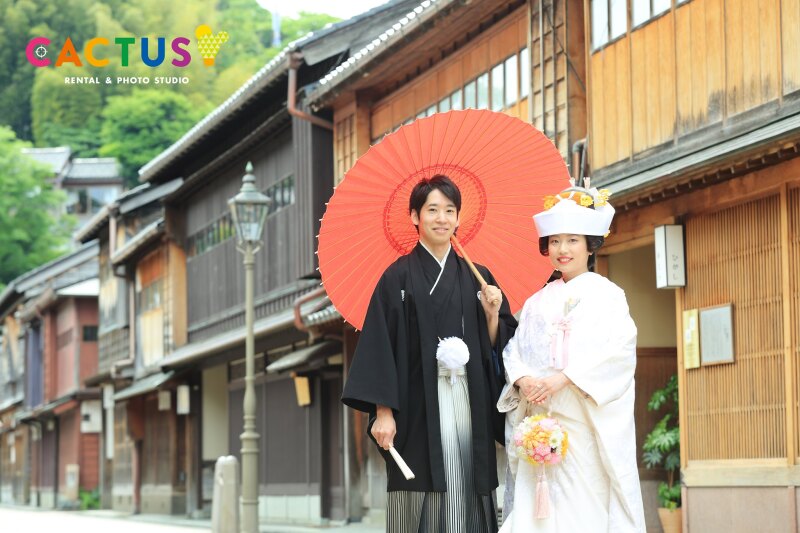 東茶屋街メイン通りにて