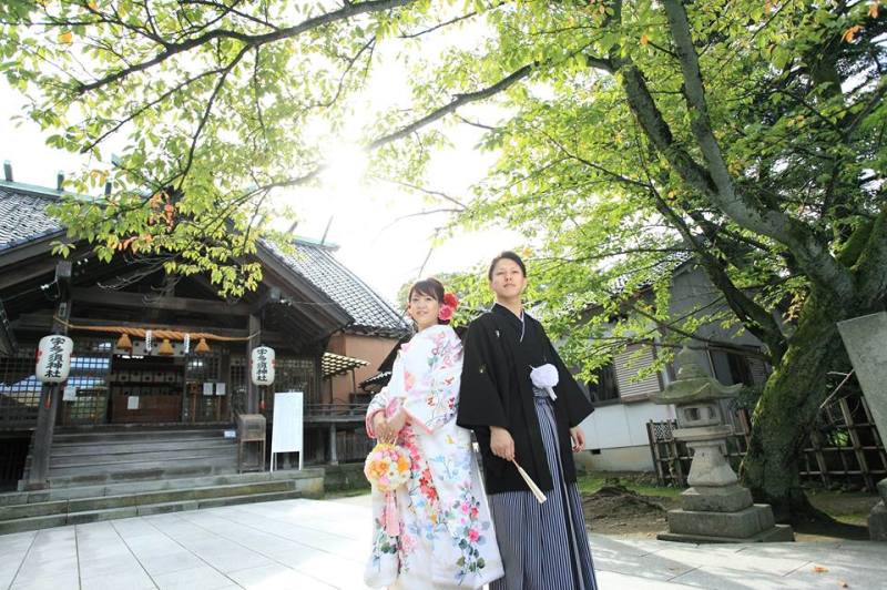うたす神社境内