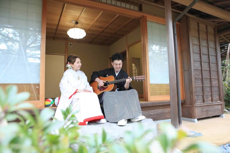 Kimono with guiter　♪