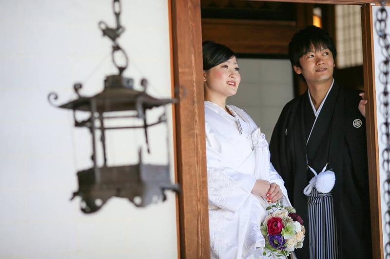 障子戸の隙間から