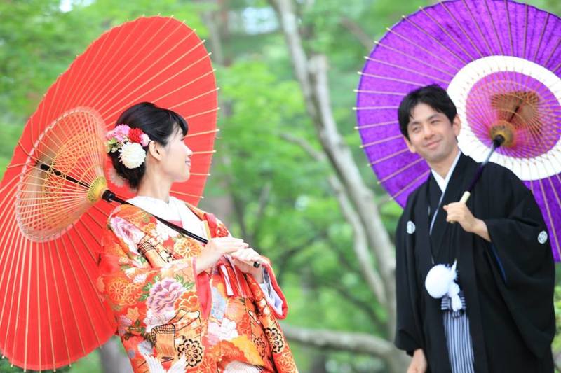 見つめ合いながら