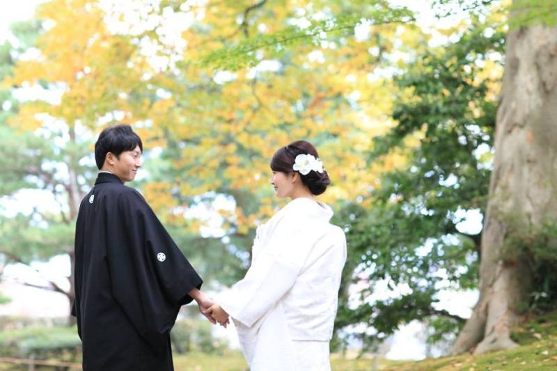 見つめ合いながら