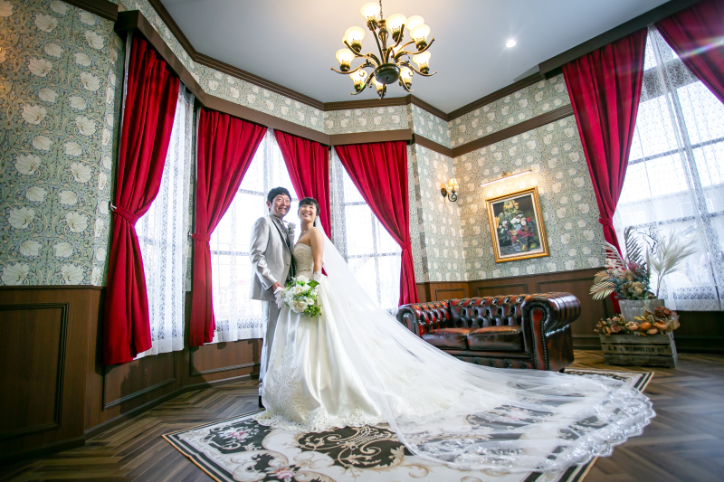 ドレス・タキシードお持ち込み!シンプル撮影プラン【スタジオ撮影全カット200枚データ付き】