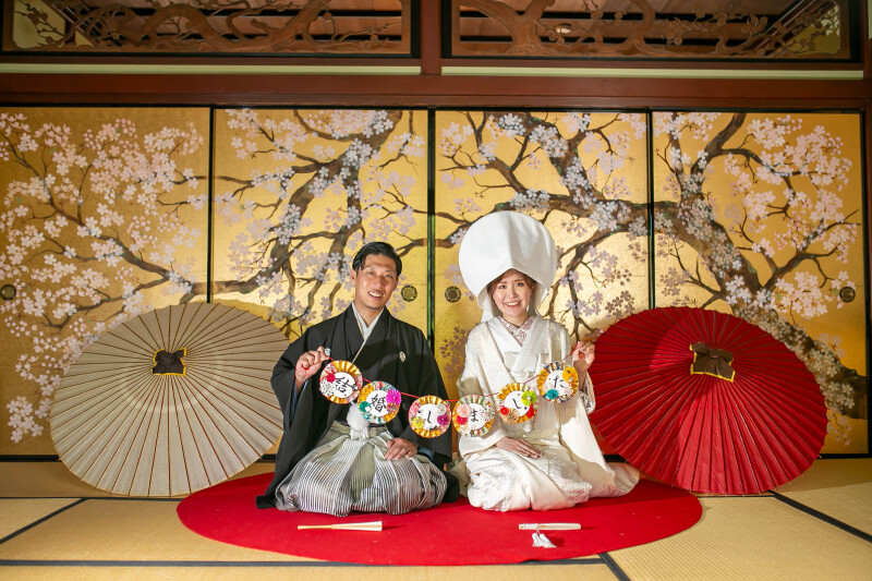 ヘアメイク込み!お持ち込み衣装撮影プラン【スタジオ撮影全カット200枚データ付き】