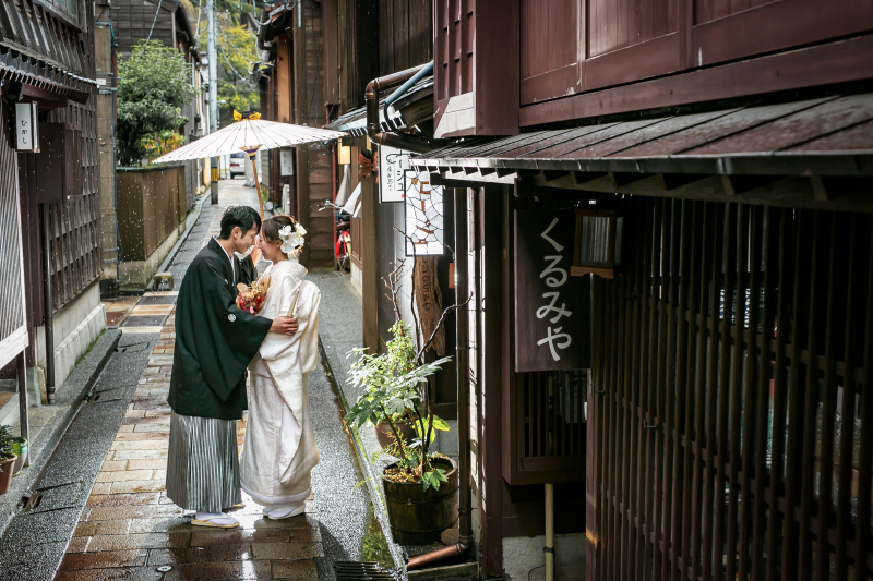 ヘアメイク込み!お持ち込み衣装撮影プラン【ロケーション撮影全カット200枚データ付き】