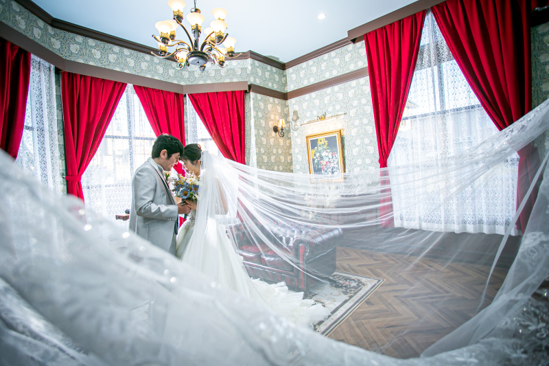 ドレス・タキシードお持ち込み!シンプル撮影プラン【スタジオ撮影全カット200枚データ付き】