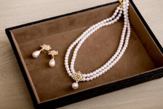 ドレス小物｜アクセサリー　ｺﾞｰﾙﾄﾞﾊﾟｰﾙ