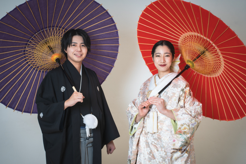 和装でスタジオフォト♪~チャペル撮影とはまた違った雰囲気で~