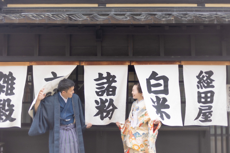 ひがし茶屋街のいろんなスポットで、、