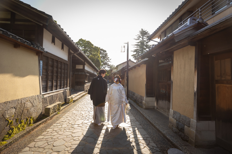 武家屋敷に映える和装姿。