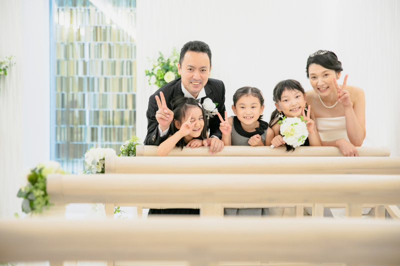 家族みんなでフォトウェディング