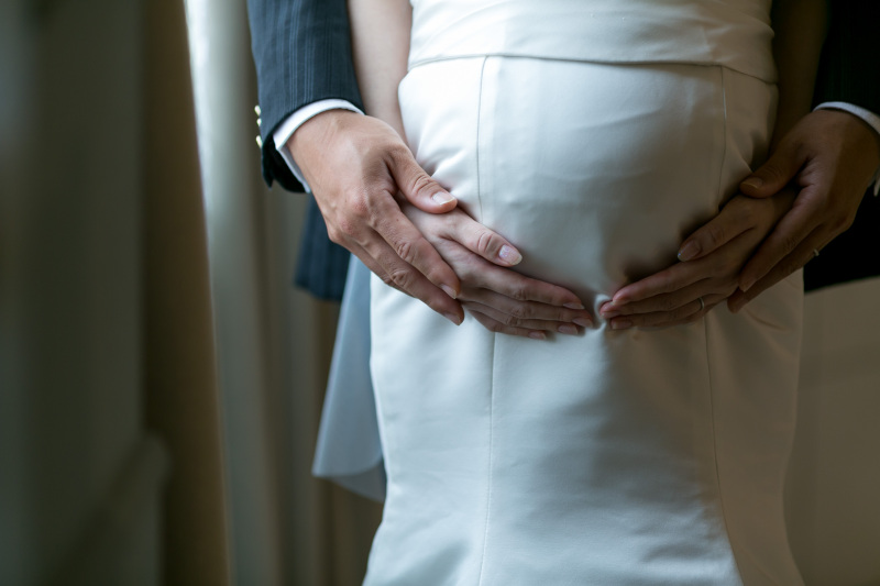 【マタニティフォト】基本料金50%OFF◆洋装1着チャペルフォトプラン｜全データ＆アルバム1冊付き