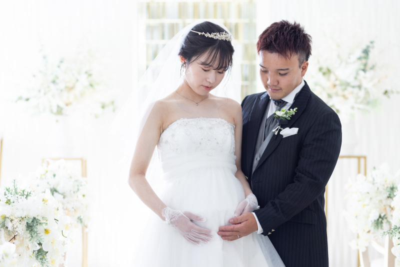 【マタニティフォト】基本料金50%OFF◆洋装1着チャペルフォトプラン｜全データ＆アルバム1冊付き