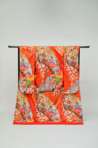 色打掛　茜(あかね)