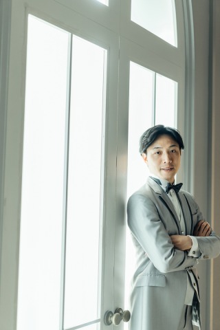 タキシード　シルバー(黒ライン)