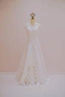 ウエディングドレス