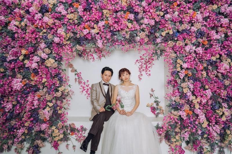 フラワーウォールのピンクに