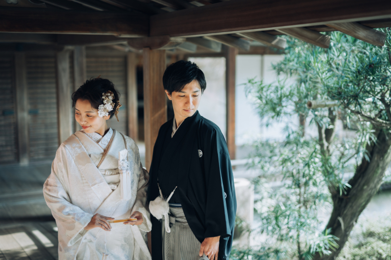 和装に身を包むとお二人もキリっと
