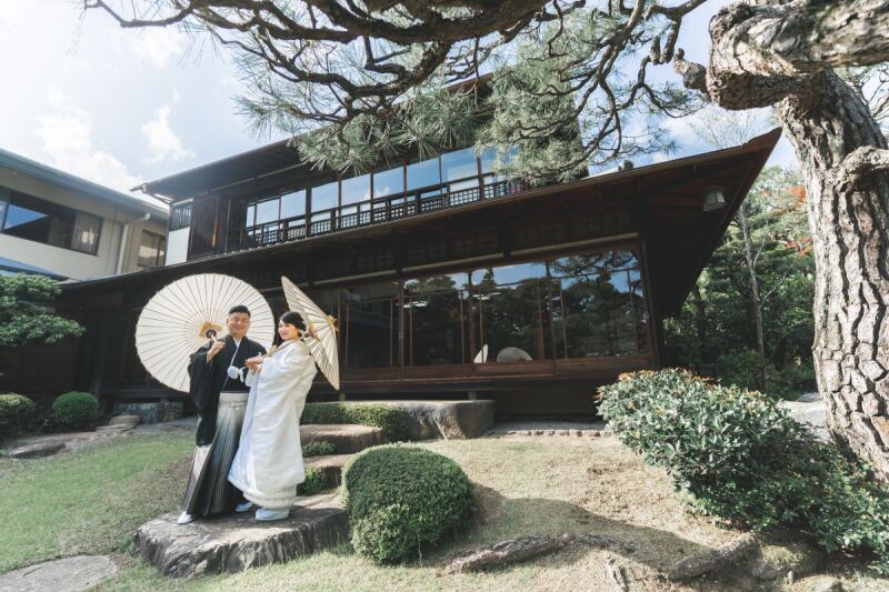 優美な庭との調和