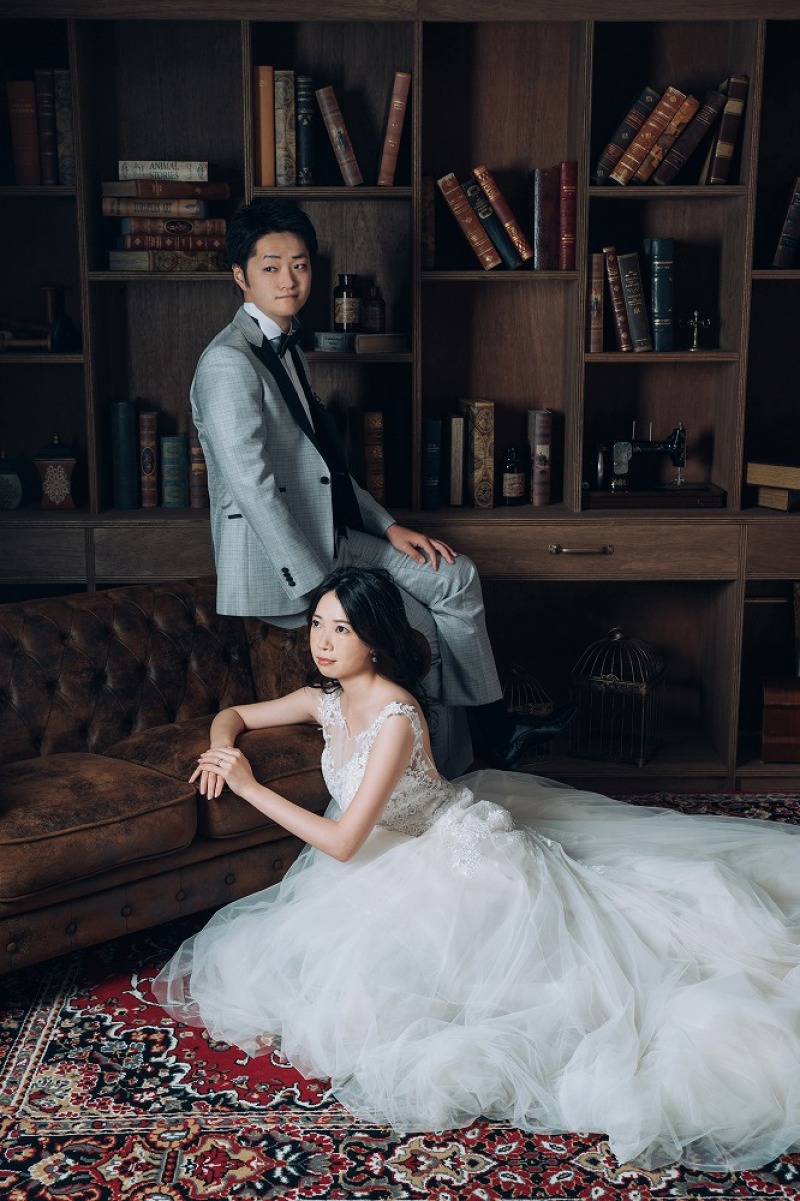 アンティークゾーンのブックシェルフ