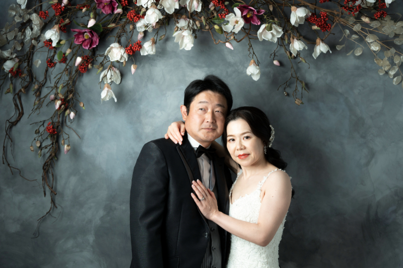 スタジオフォトでは大人シックにお色直し