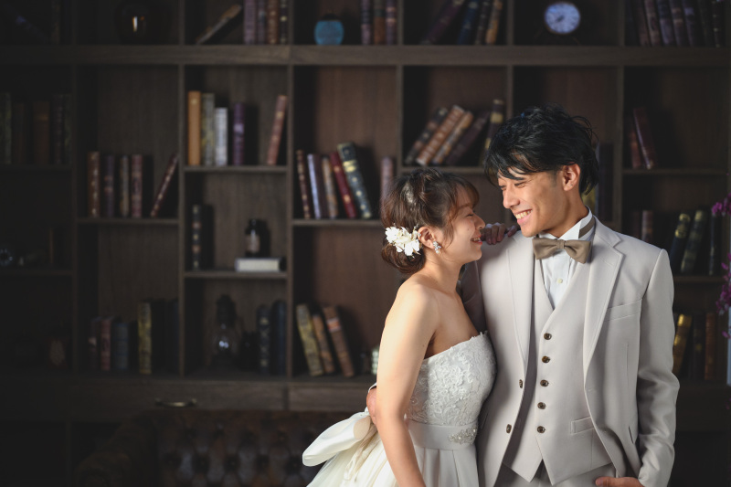 笑顔で顔を見合わせる可愛らしい瞬間も