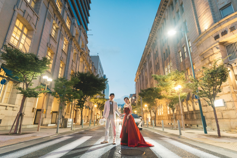 夕暮れ時になると街が少し表情を変えて、、、