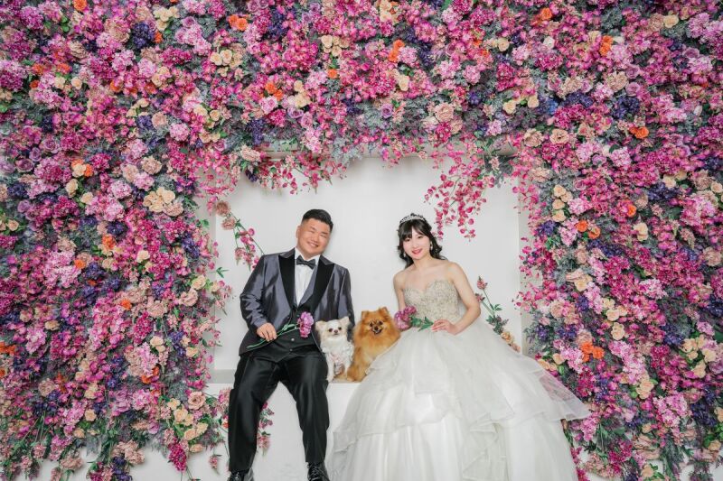 華やかなフラワーウォール