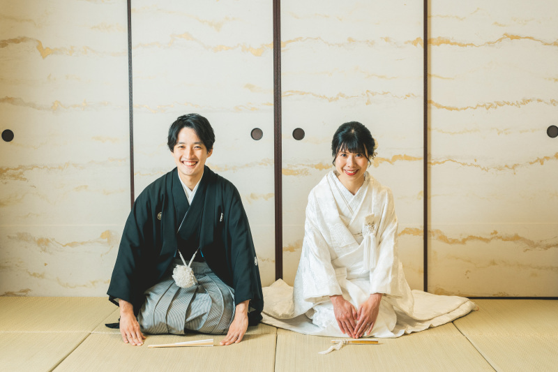 スタジオ内の畳スポットで和装のお正座ショット！