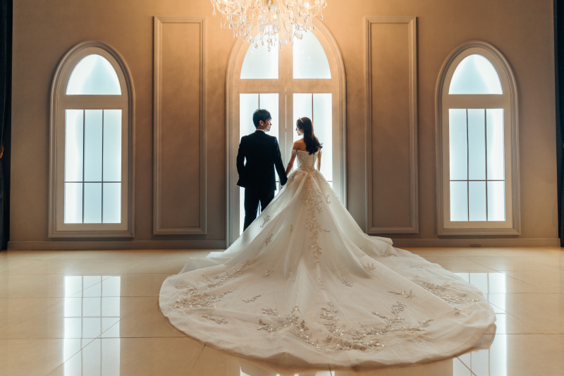 灯りに照らされた幻想的な世界観