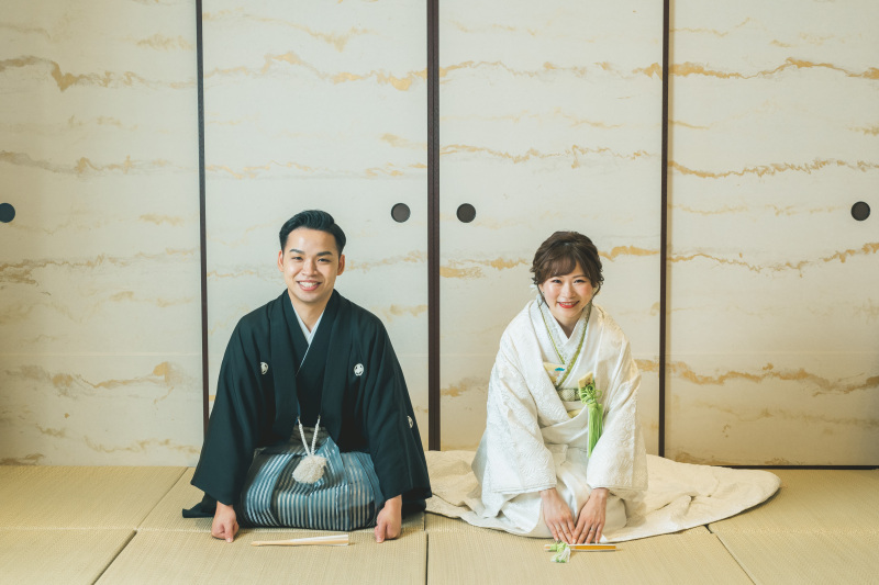 和室も完備!畳と障子のお部屋で定番お正座ショット