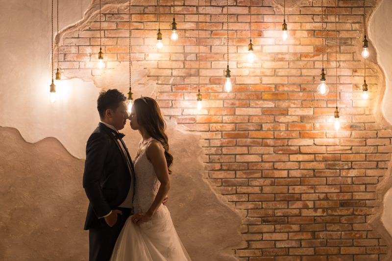 ランプに照らされてロマンティックなテイストで