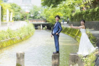 インクライン洋装ロケーションフォト