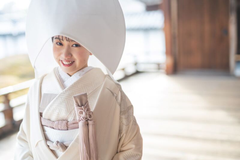 上品で美しい白無垢姿