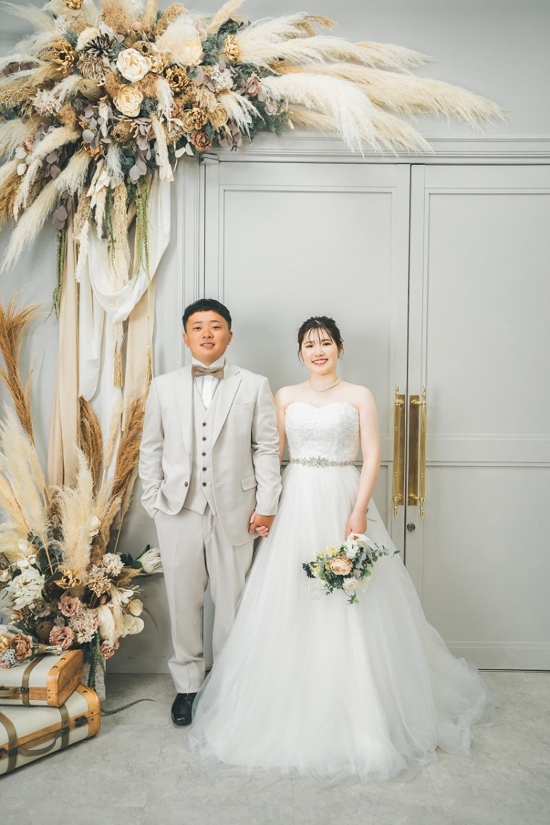 パンパスグラスの扉で