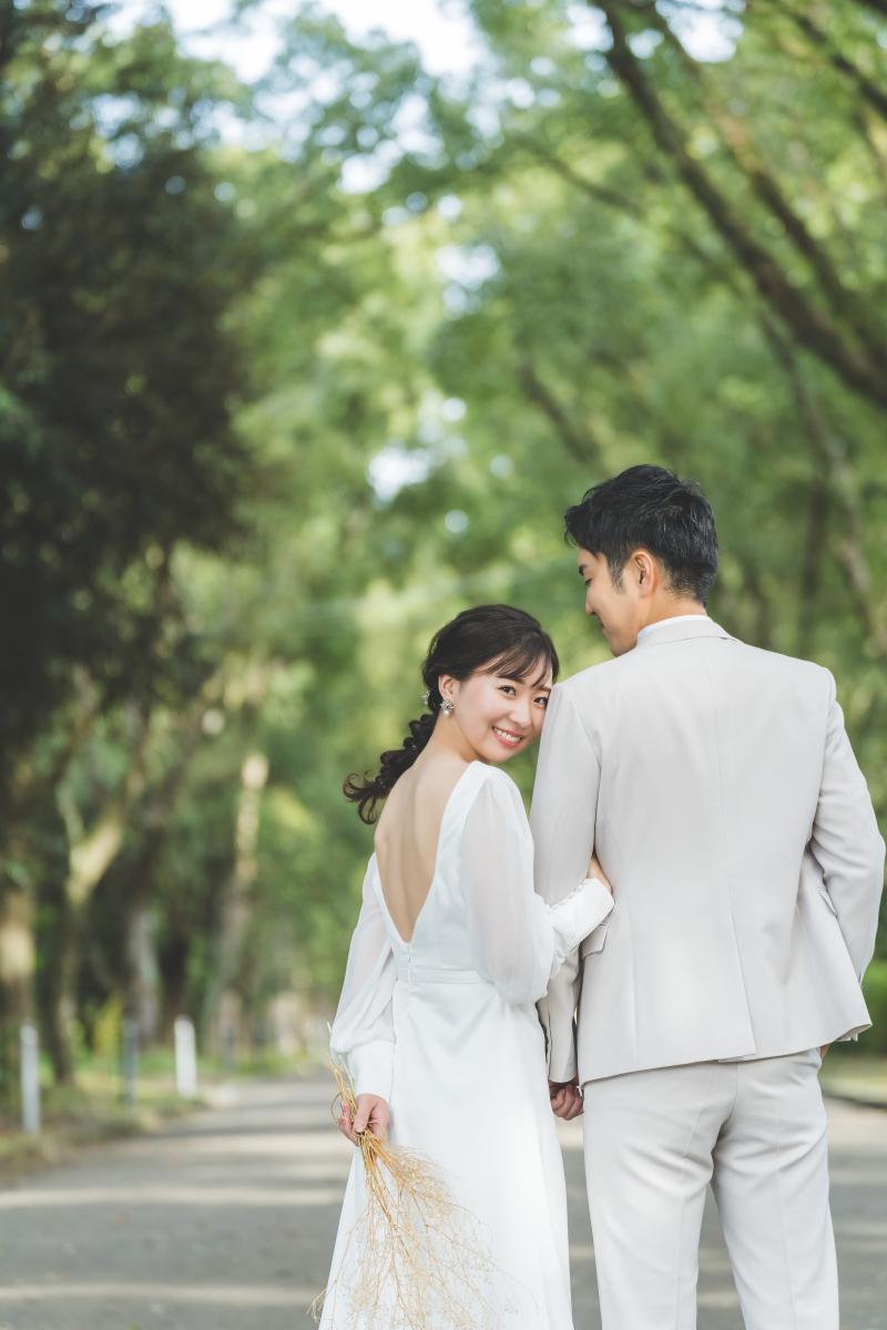 洋装にチェンジしてロケーションフォト