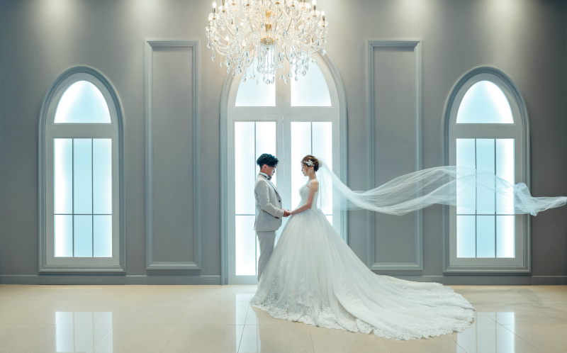 エントランスでスケール感のある撮影