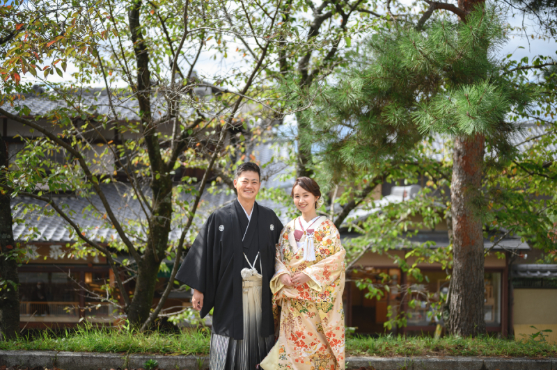 古都の美しさを残す祇園の街中でロケーションフォト