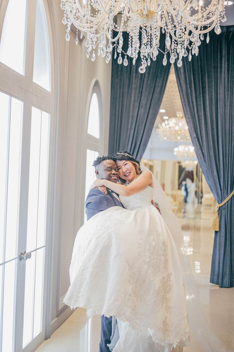 お姫様抱っこで超接近フォト♡