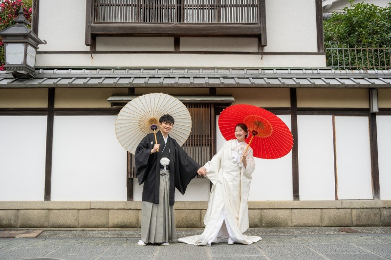 可愛く手繋ぎです。