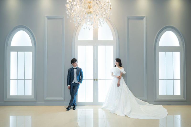 お城のようなスポットで華やかに