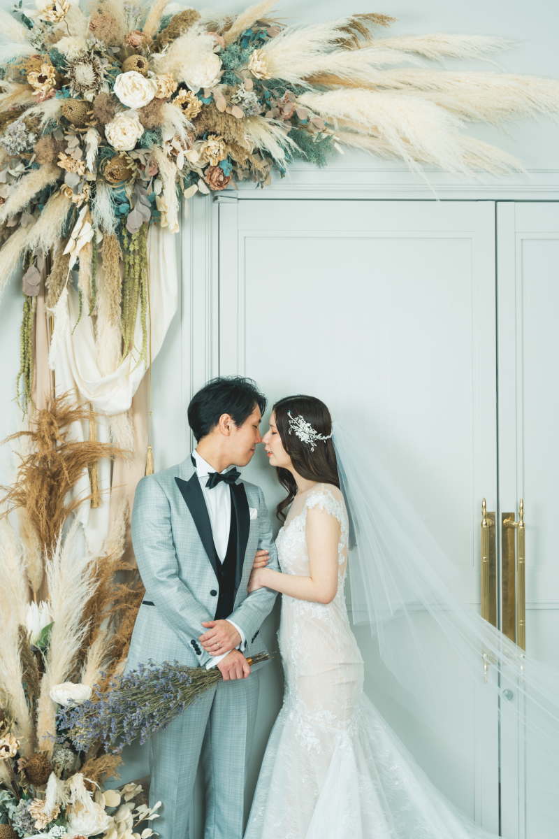 パンパスグラスの扉