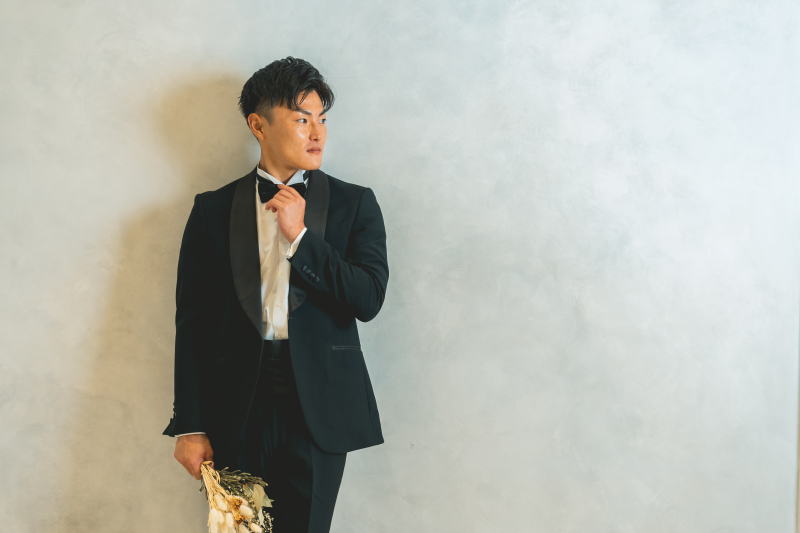 ご新郎様のソロショットはスタイリッシュに