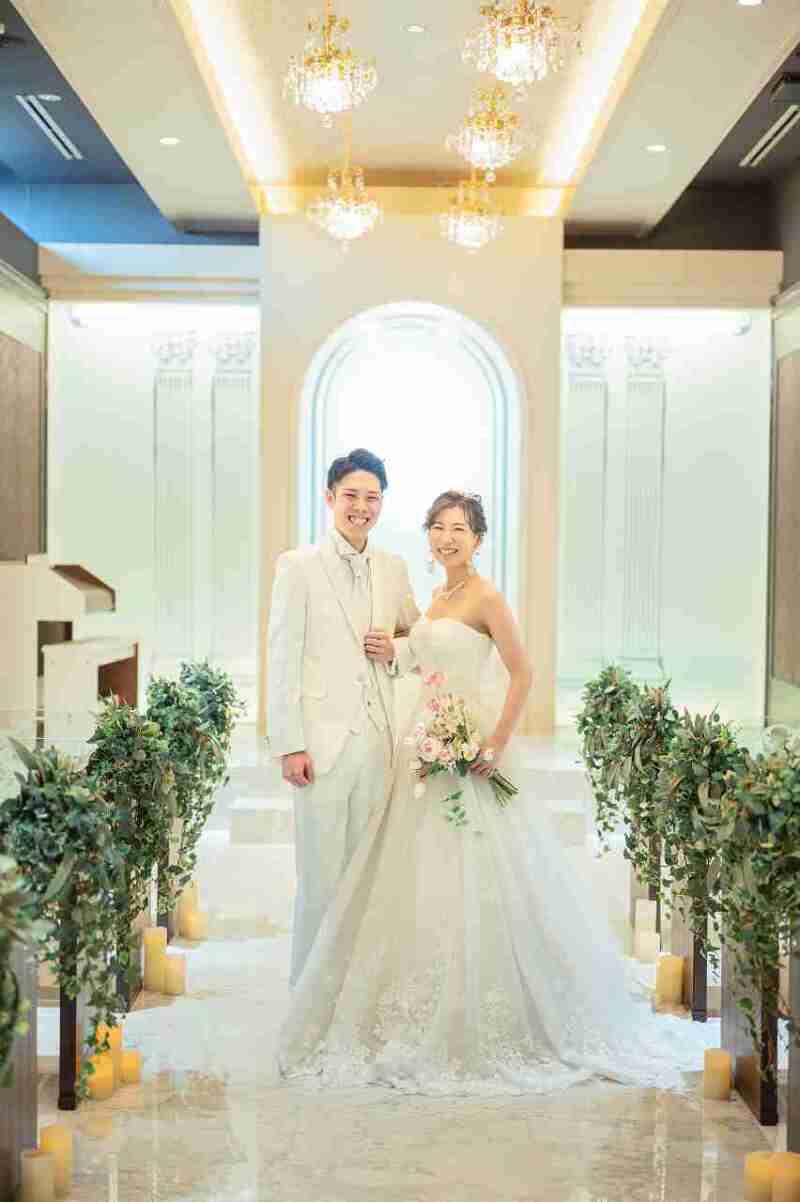 チャペルで挙式風ショット